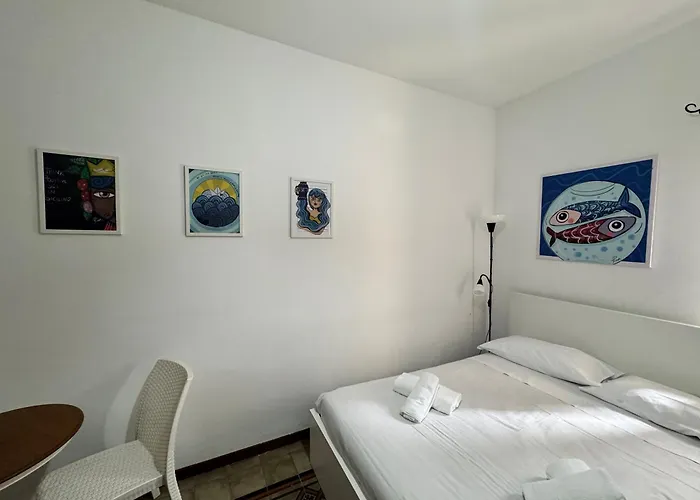 Πανσιόν Rocco's House Cefalù