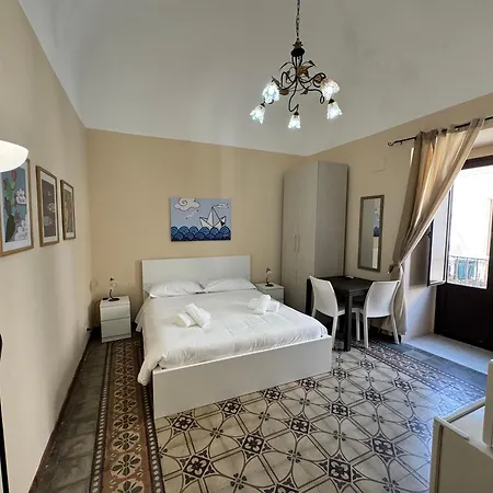 Rocco's House 3* 체팔루