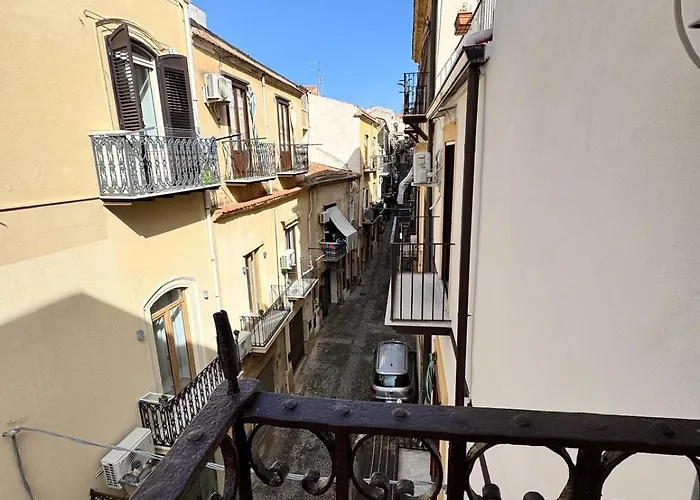 Rocco's House 3* Чефалу