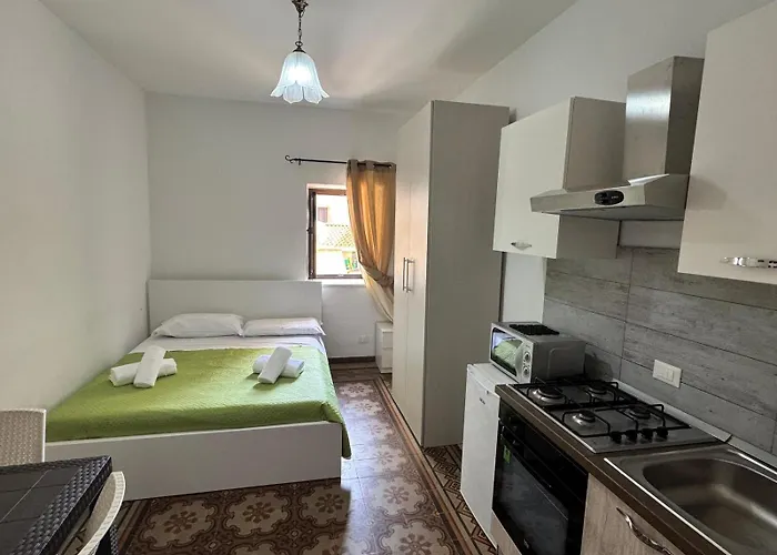 Rocco's House 3* Чефалу