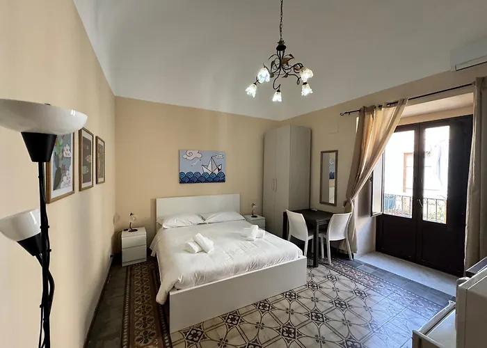 Гостьовий будинок Rocco's House 3*